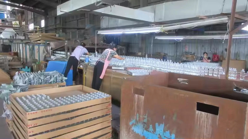 Shandong Rich Glass Products Co., Ltd linha de produção do fabricante